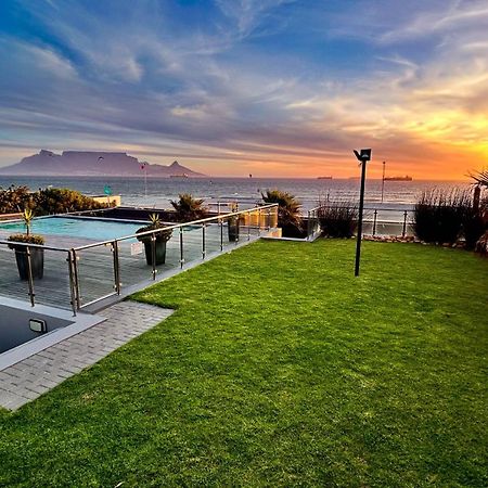Heaven On Earth - Blouberg Beachfront Self-Catering Apartment Bloubergstrand Eksteriør billede