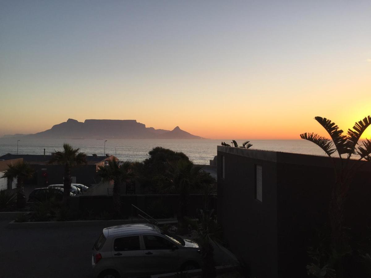 Heaven On Earth - Blouberg Beachfront Self-Catering Apartment Bloubergstrand Eksteriør billede