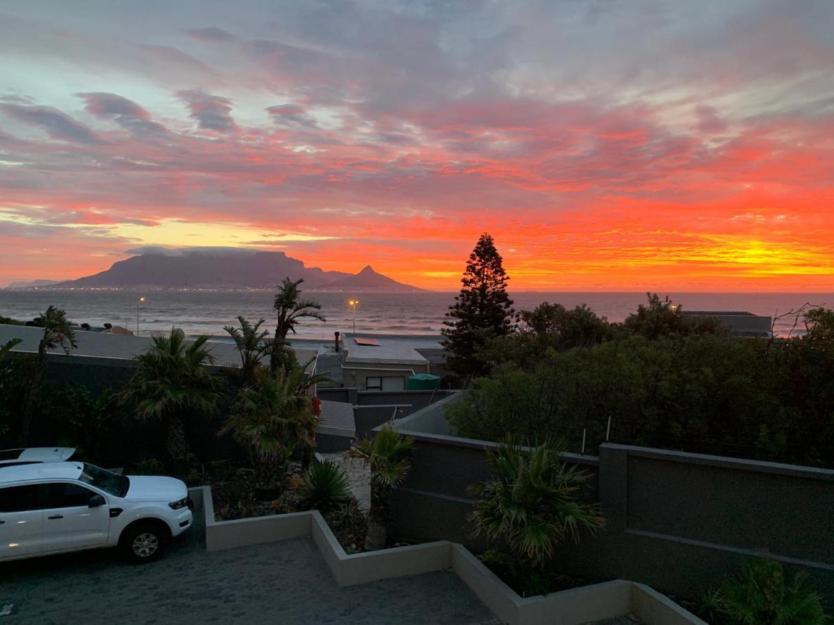 Heaven On Earth - Blouberg Beachfront Self-Catering Apartment Bloubergstrand Eksteriør billede
