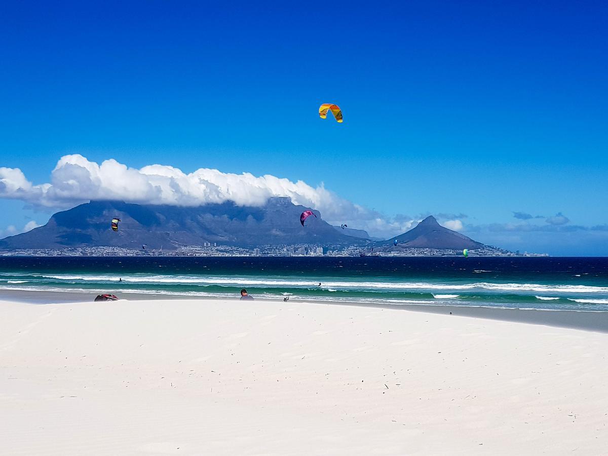 Heaven On Earth - Blouberg Beachfront Self-Catering Apartment Bloubergstrand Eksteriør billede
