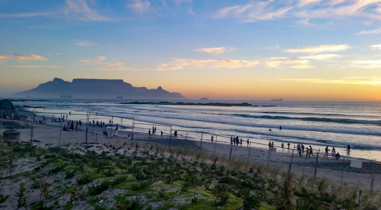 Heaven On Earth - Blouberg Beachfront Self-Catering Apartment Bloubergstrand Eksteriør billede